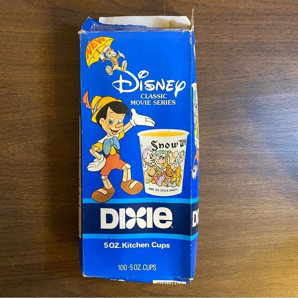 Vintage Disney Classic Movie Series 5 Oz Dixie Kitchen Cups 1986 RARE OPEN READ